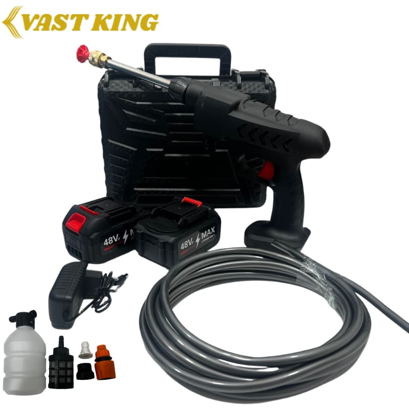 KARCHER VAST KING AVEC DEUX BATTERIES 48V MMT10-2